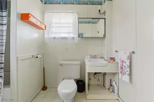 1026 E 16th St, Ashtabula, OH 44004 - Photo 19