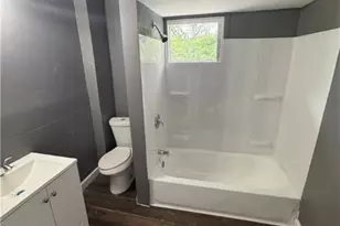 411 Eddy Rd, Loveland, OH 44108 - Photo 5