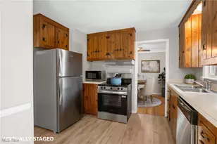 273 E 208th St, Euclid, OH 44123 - Photo 5