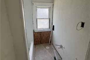 512 Eddy Rd, Loveland, OH 44108 - Photo 5