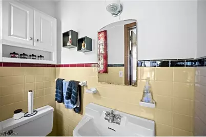 2108 S Belvoir Boulevard, South Euclid, OH 44121 - Photo 9