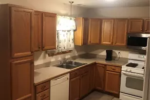 2500 Marlborough Dr, Uniontown, OH 44685 - Photo 11