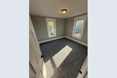 1005 Dewalt Avenue NW, Canton, OH 44703 - Photo 5