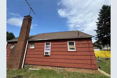 1332 Spring Avenue NE, Canton, OH 44714 - Photo 3