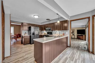 20050 Idlewood Trail, Strongsville, OH 44149 - Photo 9