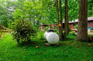 327 Township Rd 350, Sullivan, OH 44880 - Photo 47