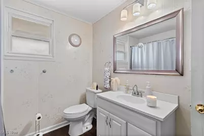 1053 Broadway Street, Martins Ferry, OH 43935 - Photo 11