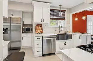 17725 Scottsdale Blvd, Huber Heights, OH 44122 - Photo 7