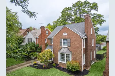 17725 Scottsdale Boulevard, Huber Heights, OH 44122 - Photo 1