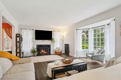 17725 Scottsdale Boulevard, Huber Heights, OH 44122 - Photo 5