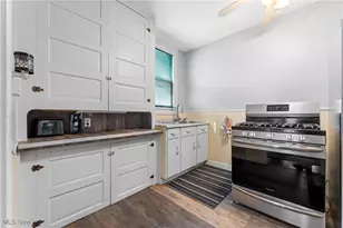 1019 Dartmouth Ave SW, Canton, OH 44710 - Photo 13