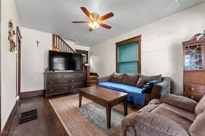 1019 Dartmouth Avenue SW, Canton, OH 44710 - Photo 9