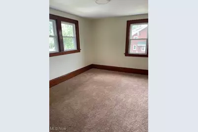 477 Robinson Avenue, Barberton, OH 44203 - Photo 13