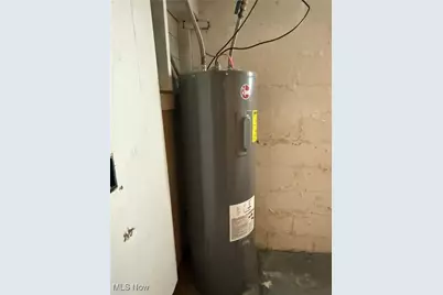 3060 Erie Avenue NW, Massillon, OH 44646 - Photo 9