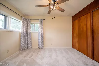 2430 Redgate Lane, Austintown, OH 44511 - Photo 23