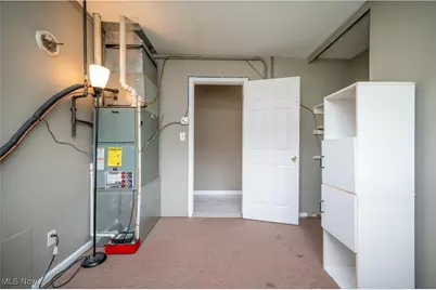 2430 Redgate Lane, Austintown, OH 44511 - Photo 35