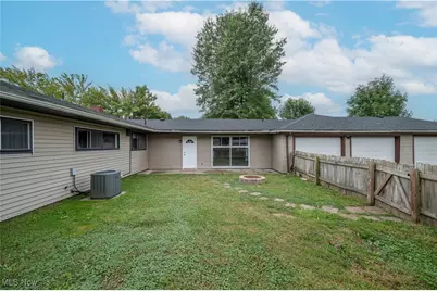 2430 Redgate Lane, Austintown, OH 44511 - Photo 45