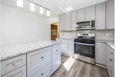 160 Poinciana Street, Newport, OH 45768 - Photo 5