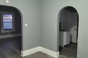 1007 Dewalt Ave NW, Canton, OH 44703 - Photo 7