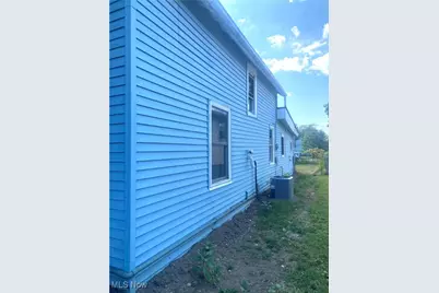 1106 E Walnut Street, Lancaster, OH 43130 - Photo 3