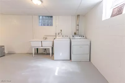 231 Miller Avenue, Weirton, WV 26062 - Photo 23