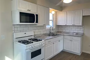 2323/2325 Homewood Dr, Lorain, OH 44055 - Photo 5