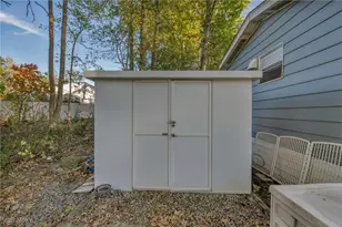 35157 Center Ridge Rd, North Ridgeville, OH 44039 - Photo 11