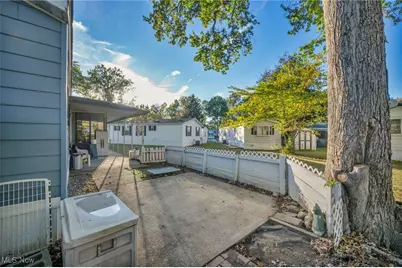 35157 Center Ridge Road #126, North Ridgeville, OH 44039 - Photo 9