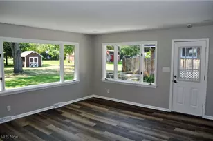 1286 Cherry Ln, Green Hills, OH 44131 - Photo 11