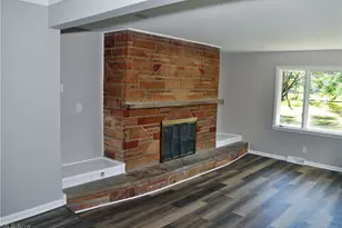 1286 Cherry Ln, Green Hills, OH 44131 - Photo 9