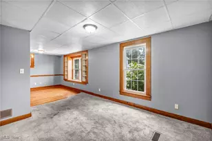 1107 W Wilbeth Rd, Akron, OH 44314 - Photo 35