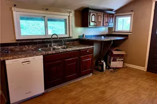 57950 Kilgore St, Bellaire, OH 43906 - Photo 3