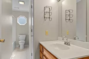 19 Sherman Dr, Marietta, OH 45750 - Photo 35