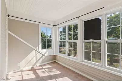 413 Crestwood Avenue, Akron, OH 44302 - Photo 35