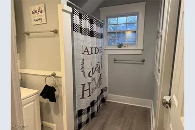 413 Crestwood Avenue, Akron, OH 44302 - Photo 21