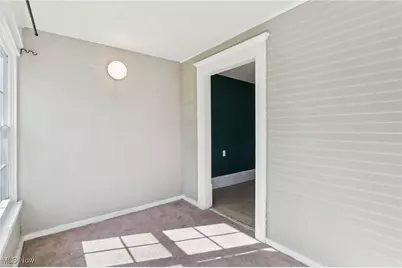 413 Crestwood Avenue, Akron, OH 44302 - Photo 33