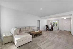 1544 Gate House Street NE, Canton, OH 44721 - Photo 9