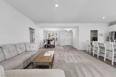 1544 Gate House Street NE, Canton, OH 44721 - Photo 11