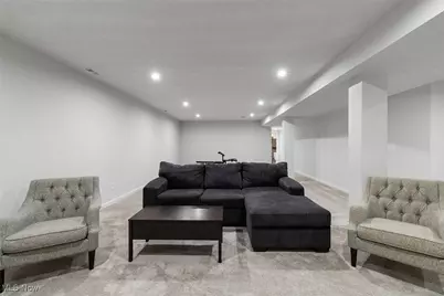 1544 Gate House Street NE, Canton, OH 44721 - Photo 31