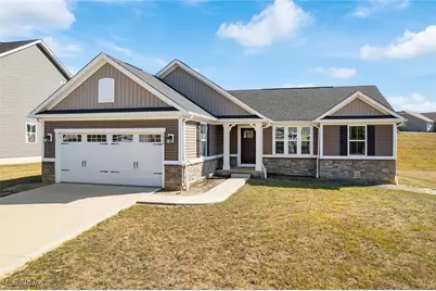 1544 Gate House Street NE, Canton, OH 44721 - Photo 3