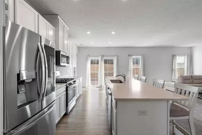 1544 Gate House Street NE, Canton, OH 44721 - Photo 17