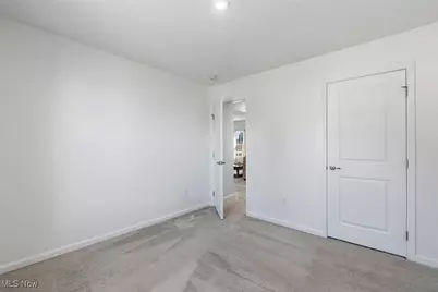 1544 Gate House Street NE, Canton, OH 44721 - Photo 27