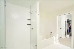 2285 Lancaster Rd, Akron, OH 44313 - Photo 25