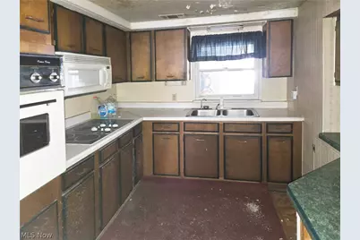 182 E Hamilton Street, Oberlin, OH 44074 - Photo 5