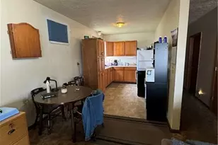 132 N 10th St, Byesville, OH 43723 - Photo 17