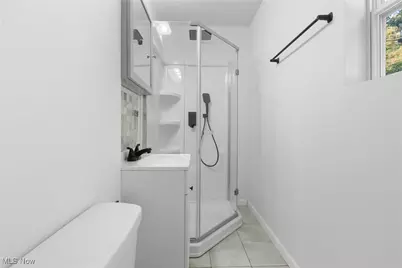 1515 Grand Boulevard, Barberton, OH 44203 - Photo 17