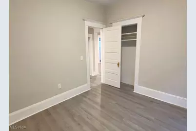 18112 Chagrin Boulevard, Huber Heights, OH 44122 - Photo 9