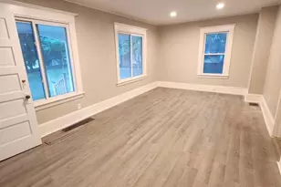 18112 Chagrin Blvd, Huber Heights, OH 44122 - Photo 7