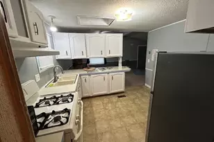 856 Beech Ave, Painesville, OH 44077 - Photo 3