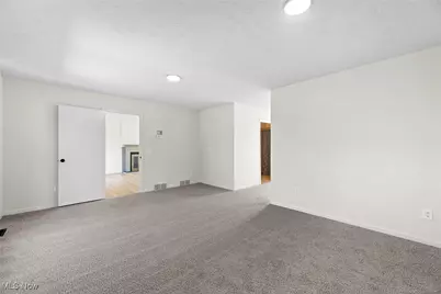 2236 Hartville Road, Hartville, OH 44260 - Photo 17